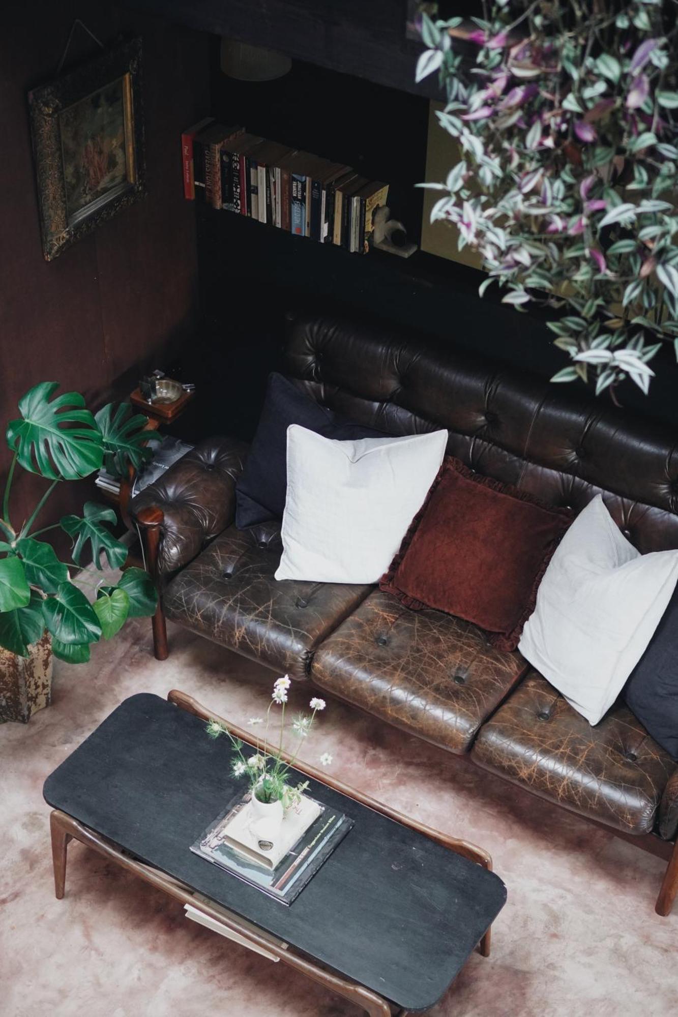 Two Unique Wrapped In Beautiful Welsh Scenery Apartment